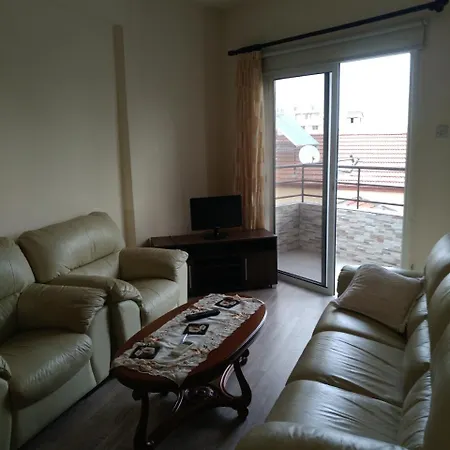 דירה Cozy Two Bedroom