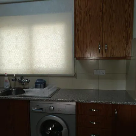 Apartament Cozy Two Bedroom Larnaca