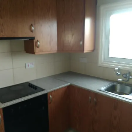 Cozy Two Bedroom * ラルナカ